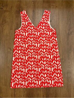 The Impeccable Pig Red & White V-Neck Sleeveless Mini Dress